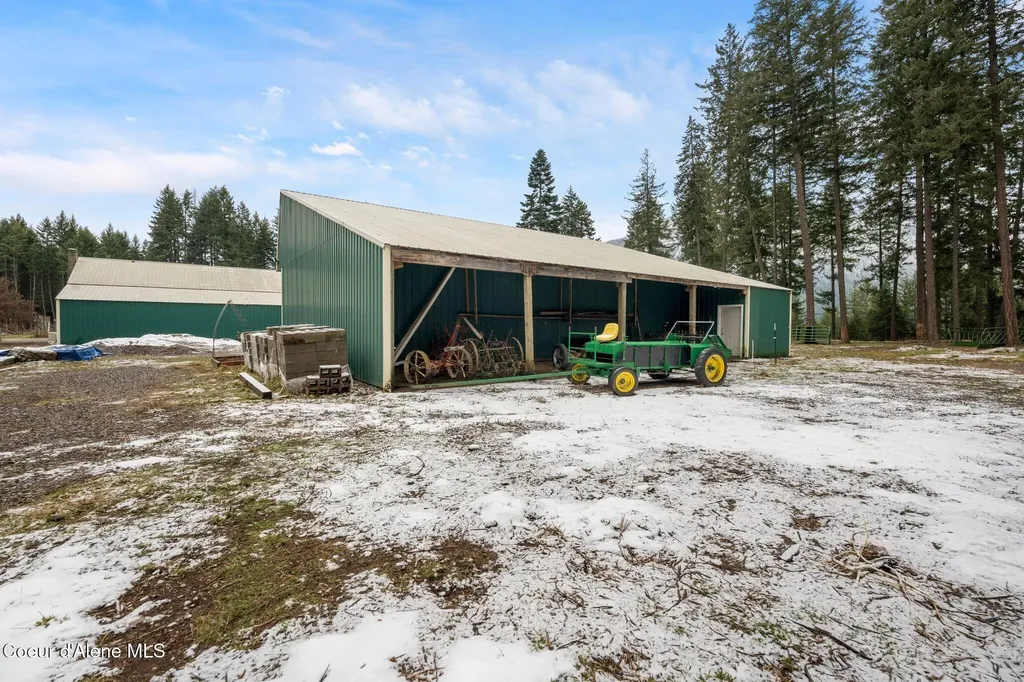 58250 Highway 200 Clark Fork ID 83811