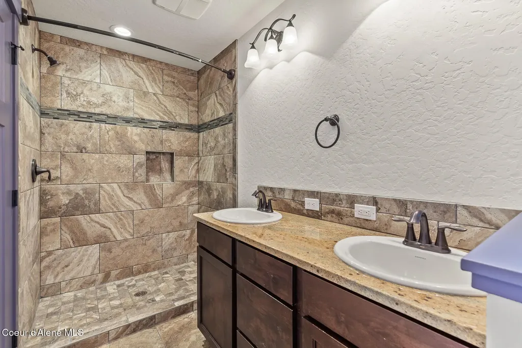 5471 W Corkys Court Spirit Lake ID 83869