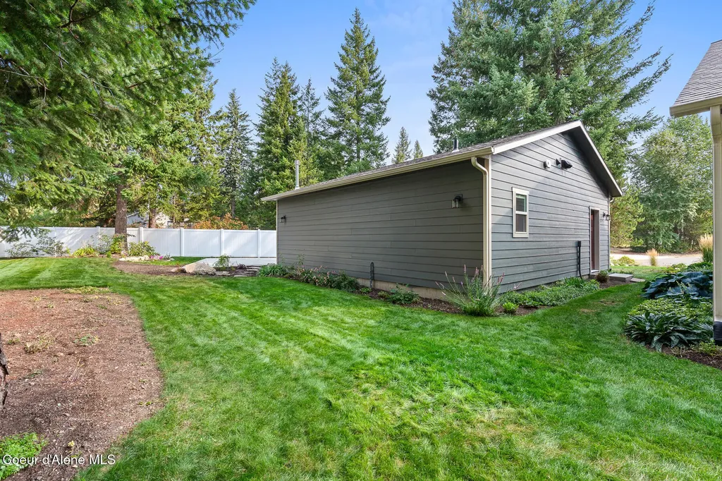 5471 W Corkys Court Spirit Lake ID 83869