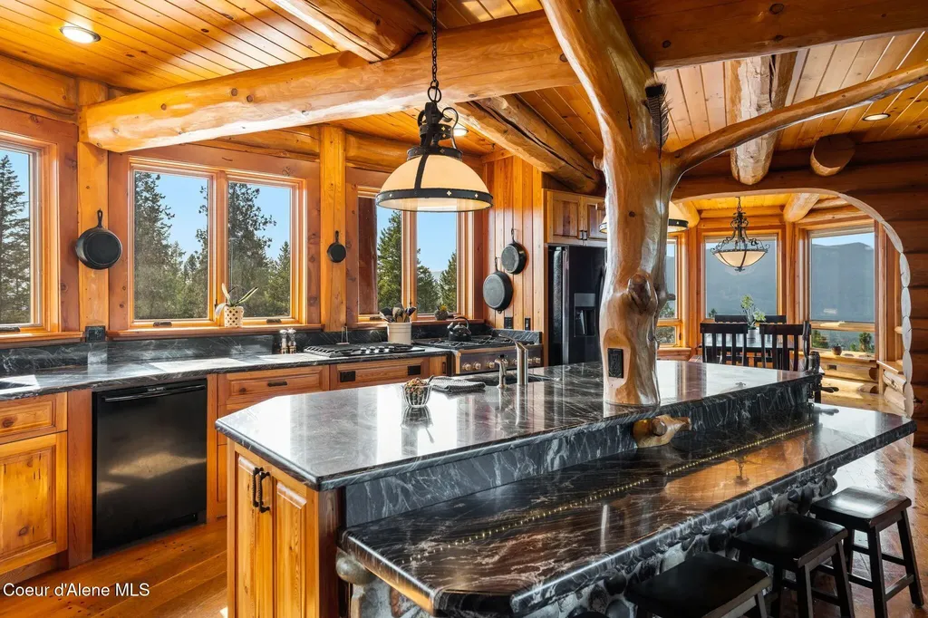 1758 Giles Connection Road Bonners Ferry ID 83805