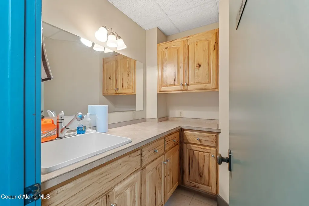 1758 Giles Connection Road Bonners Ferry ID 83805