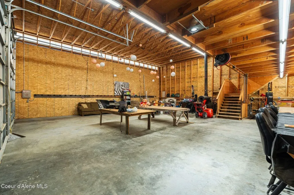 1758 Giles Connection Road Bonners Ferry ID 83805