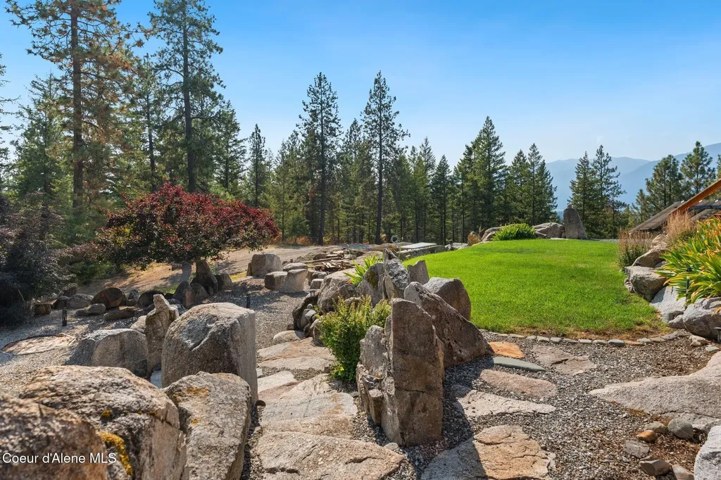 1758 Giles Connection Road Bonners Ferry ID 83805
