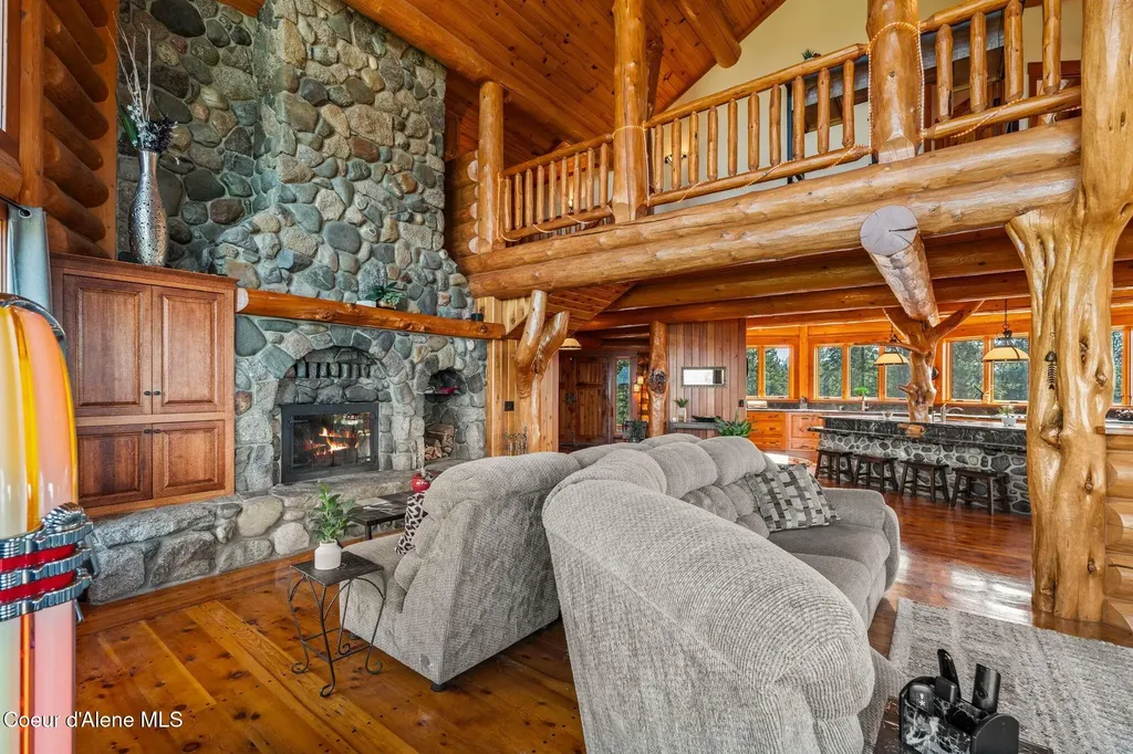1758 Giles Connection Road Bonners Ferry ID 83805