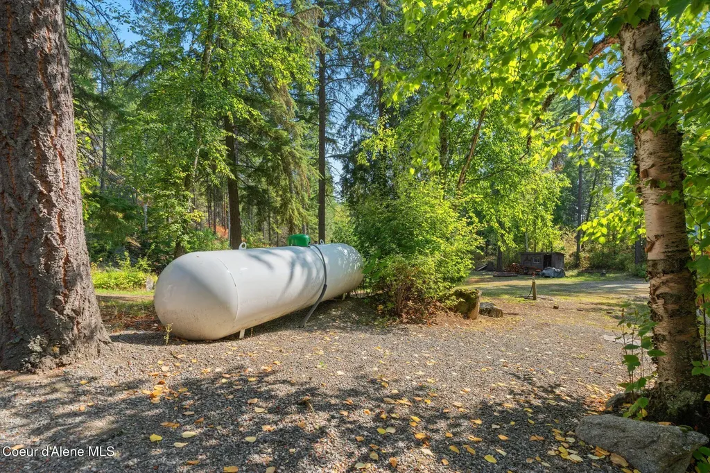 1758 Giles Connection Road Bonners Ferry ID 83805