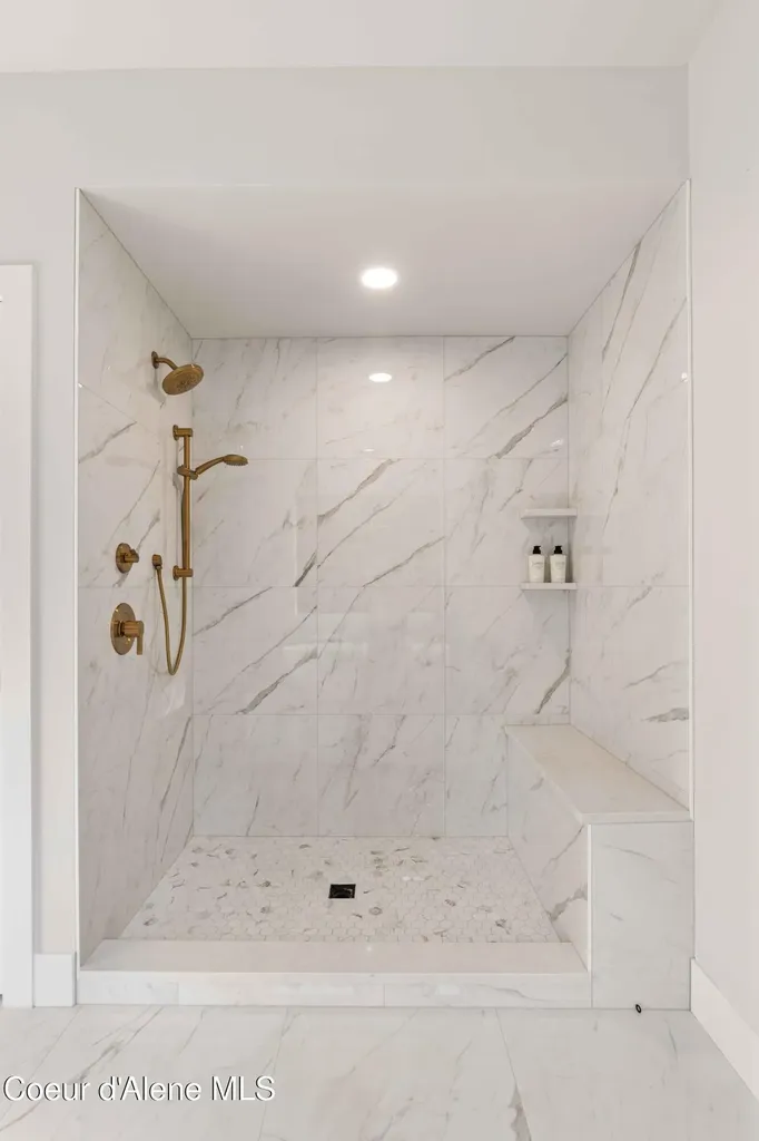 618 Jim Canyon Drive Athol ID 83801