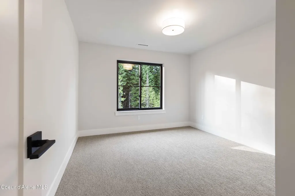 618 Jim Canyon Drive Athol ID 83801
