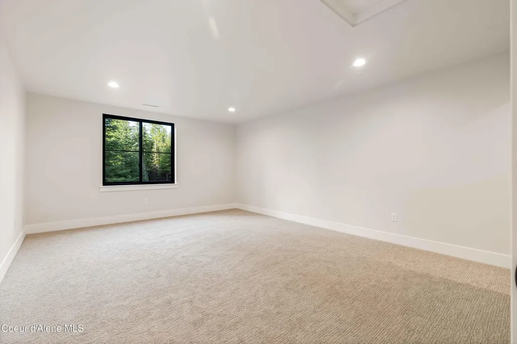 618 Jim Canyon Drive Athol ID 83801