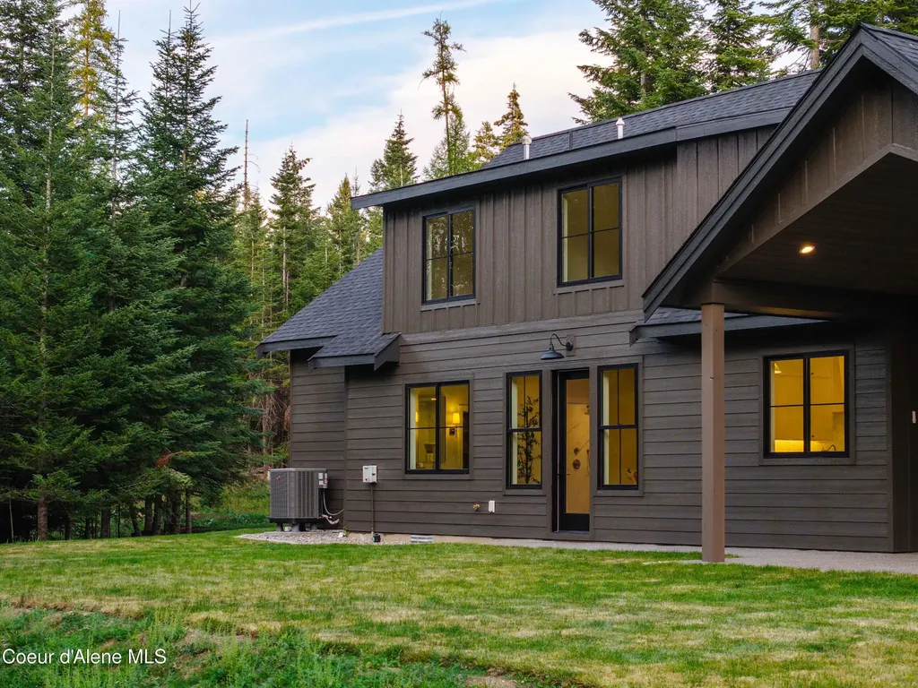 618 Jim Canyon Drive Athol ID 83801