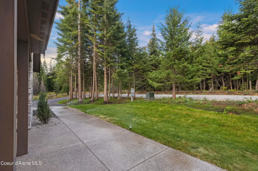 618 Jim Canyon Drive Athol ID 83801