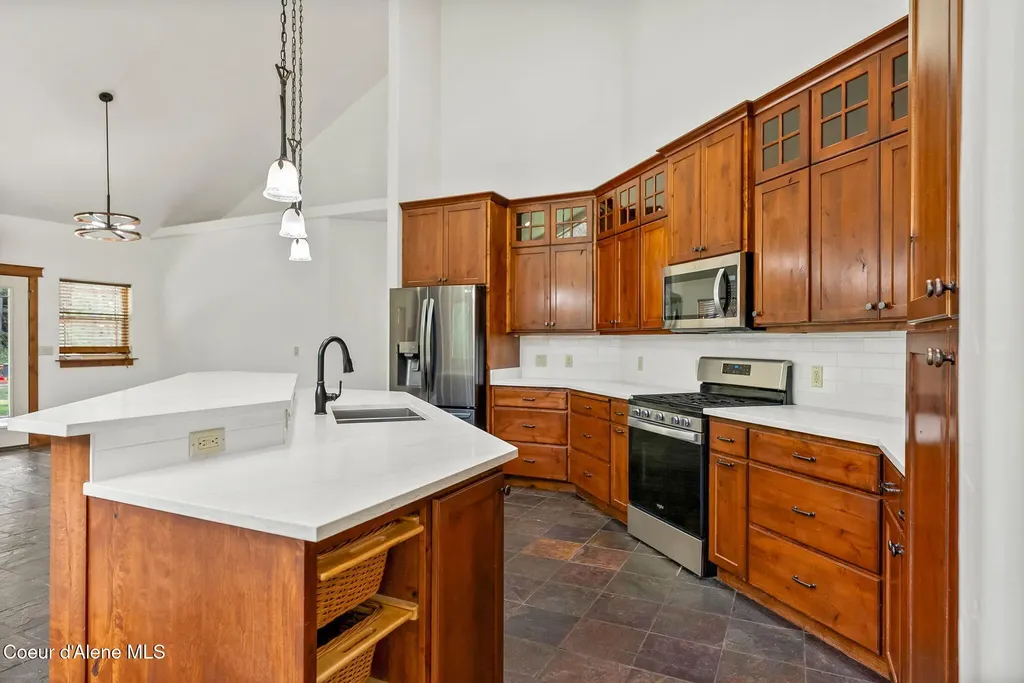 4407 E Turk Lane Athol ID 83801