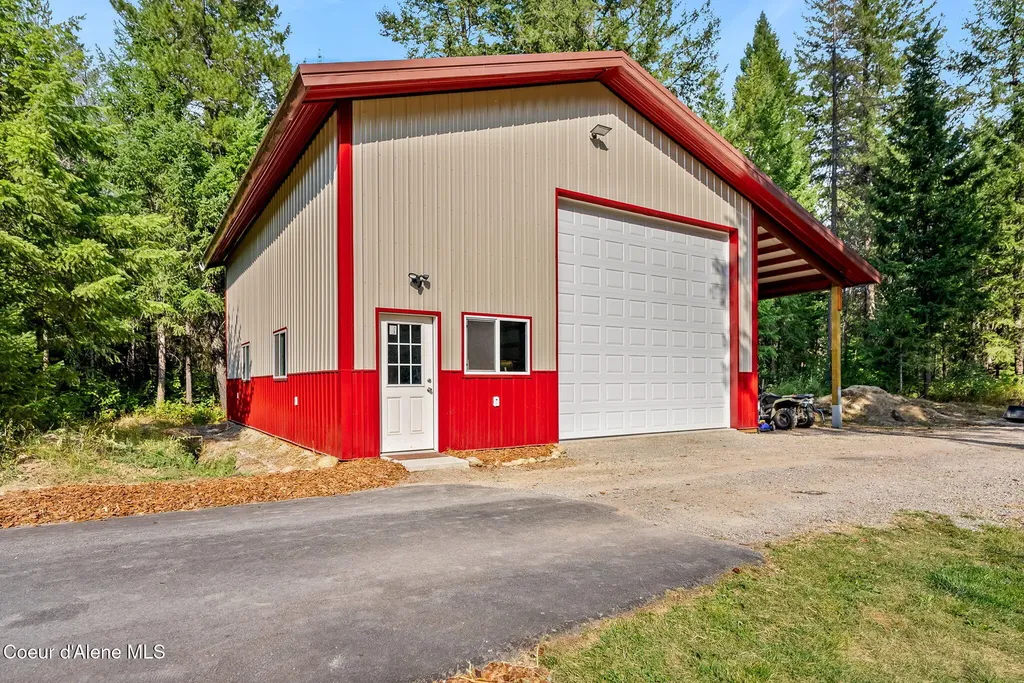 4407 E Turk Lane Athol ID 83801
