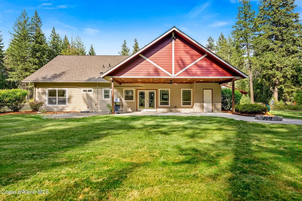 4407 E Turk Lane Athol ID 83801