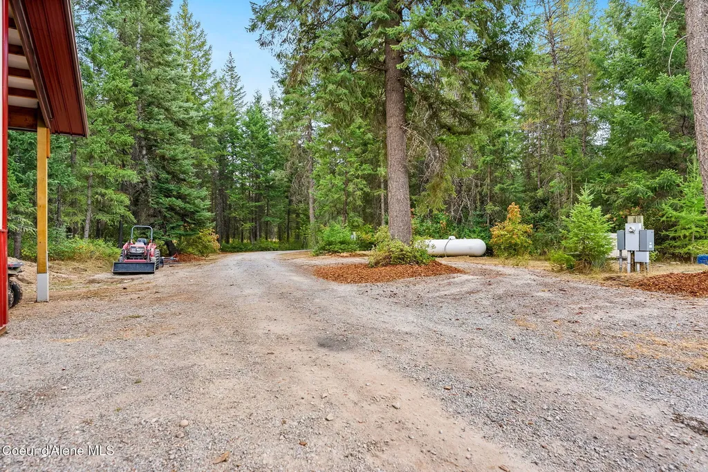 4407 E Turk Lane Athol ID 83801