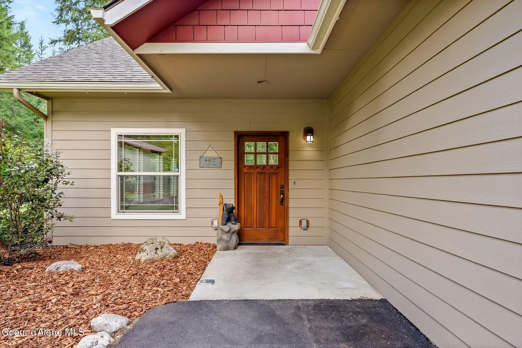 4407 E Turk Lane Athol ID 83801