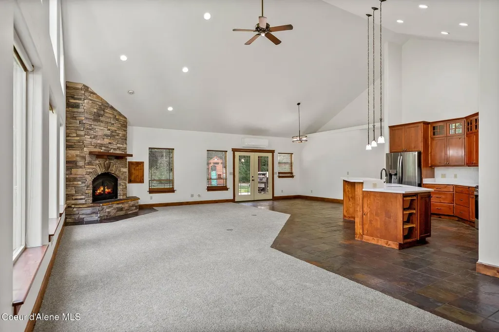 4407 E Turk Lane Athol ID 83801