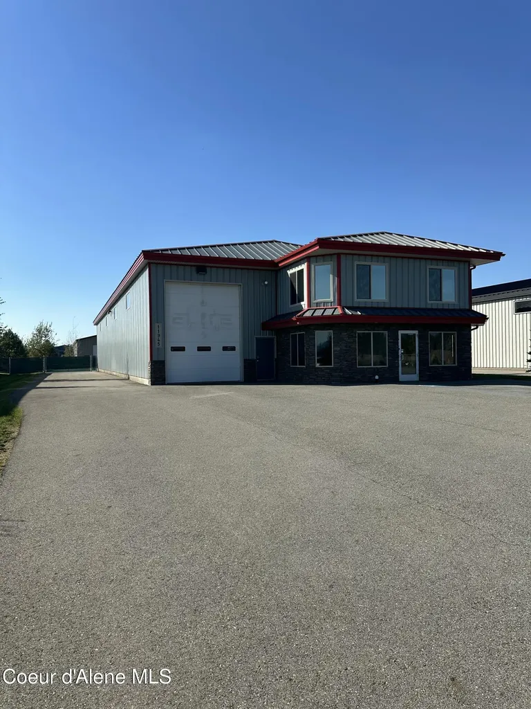 11945 N Warren Street Hayden ID 83835