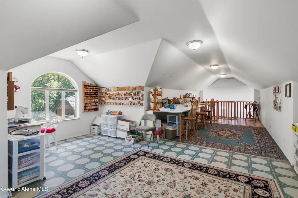 484 Timber Basin Road Sagle ID 83860
