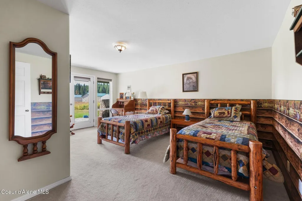 484 Timber Basin Road Sagle ID 83860
