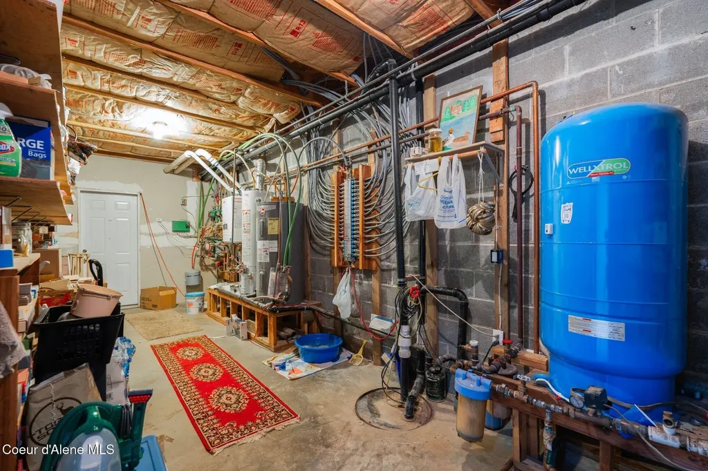 484 Timber Basin Road Sagle ID 83860