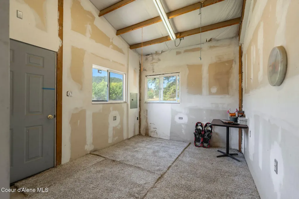 484 Timber Basin Road Sagle ID 83860