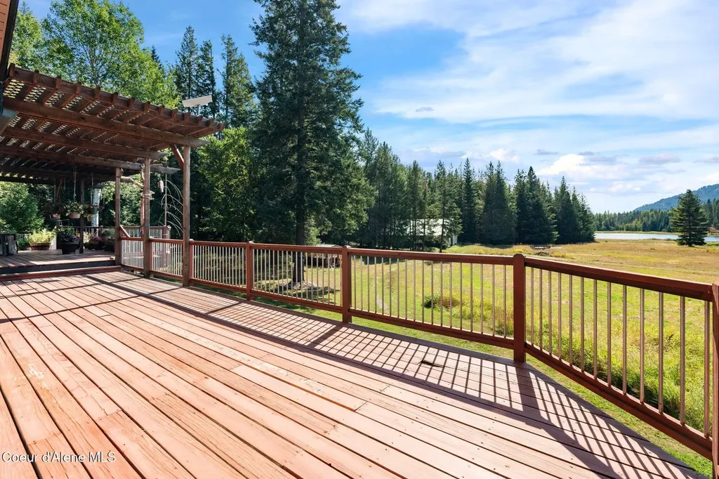 484 Timber Basin Road Sagle ID 83860