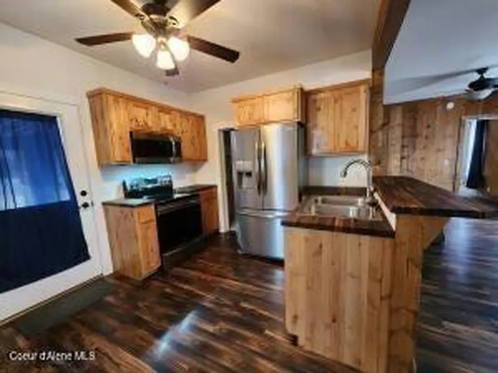 1 Kelly Alley Wallace ID 83873