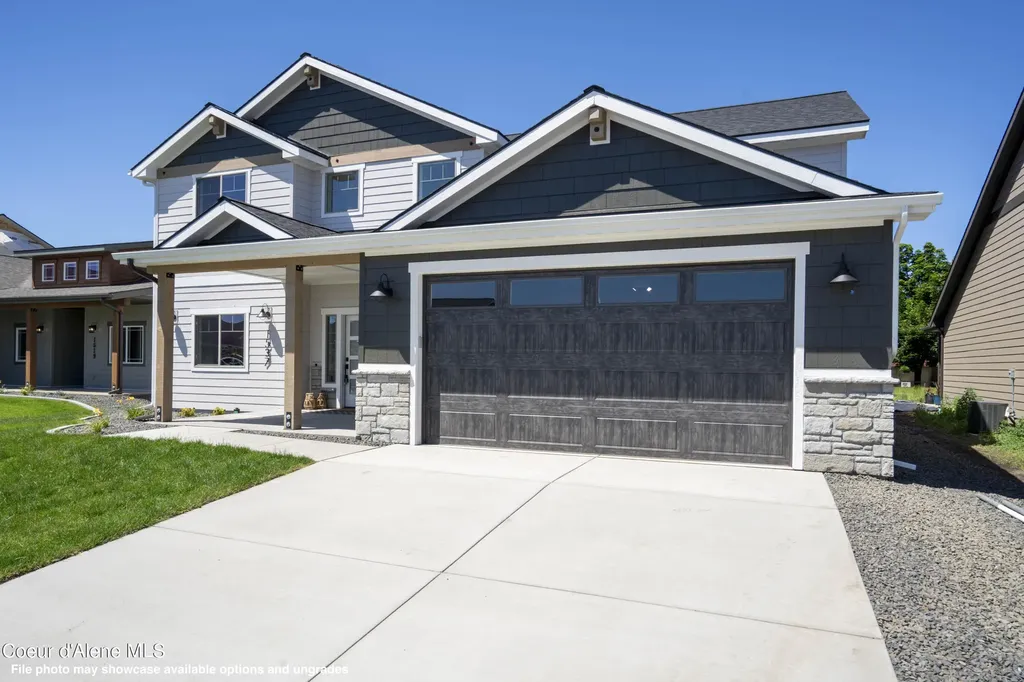 9333 N Secretariat Hayden ID 83835
