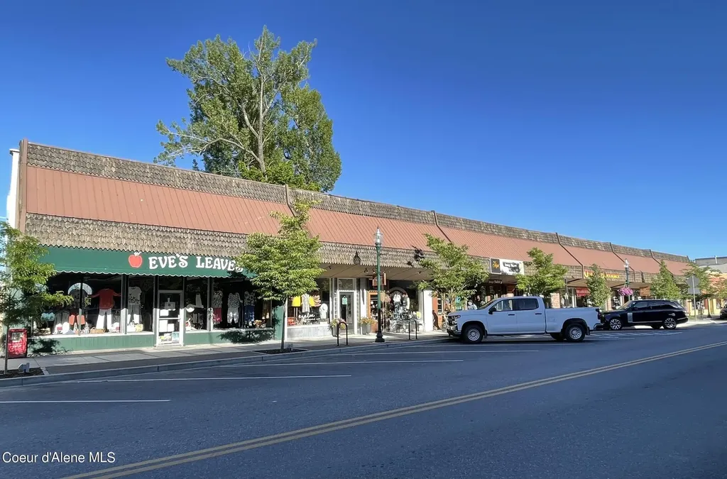 308-324 N 1st Avenue Sandpoint ID 83864