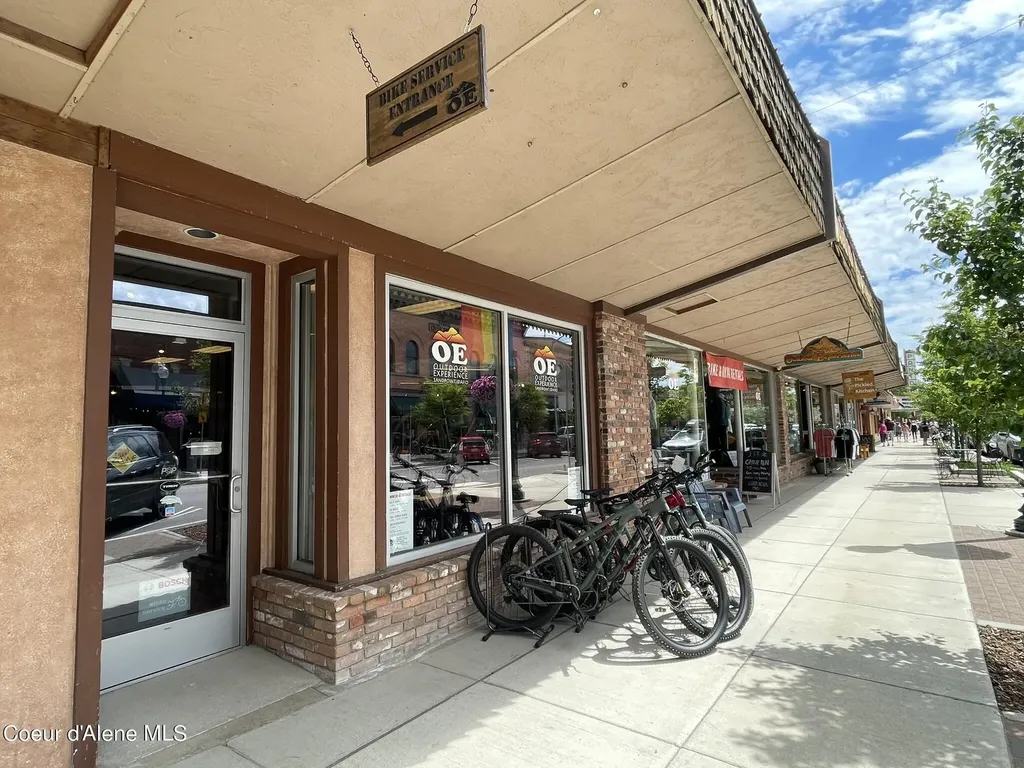308-324 N 1st Avenue Sandpoint ID 83864