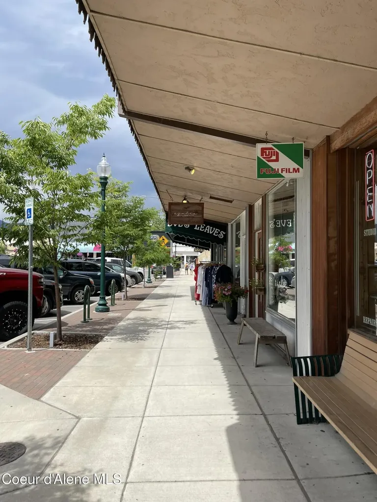 308-324 N 1st Avenue Sandpoint ID 83864