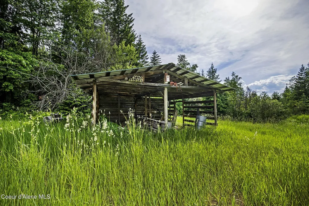 139 Two Tail Road Bonners Ferry ID 83805