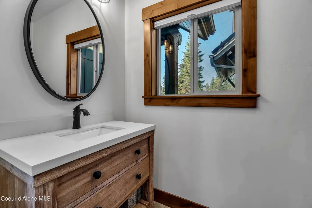 L6B9 N Walden Loop Rathdrum ID 83858