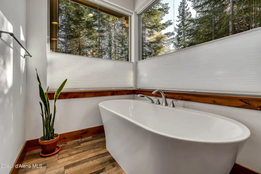 L6B9 N Walden Loop Rathdrum ID 83858