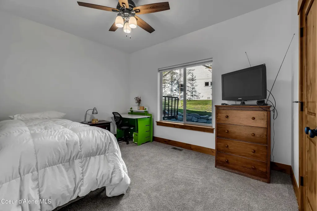 L6B9 N Walden Loop Rathdrum ID 83858