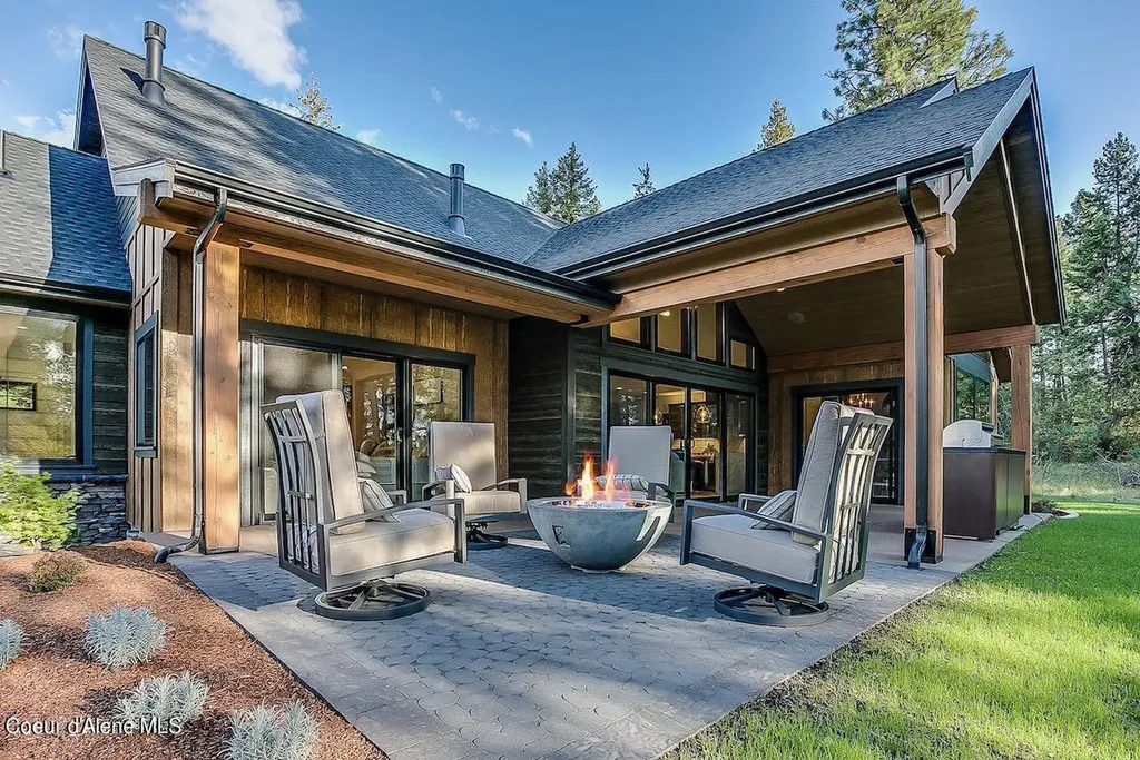 L3B10 N Walden Loop Rathdrum ID 83858