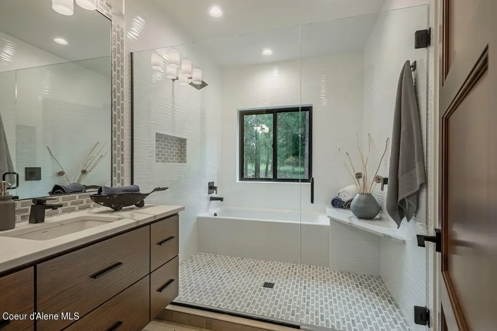 L3B10 N Walden Loop Rathdrum ID 83858