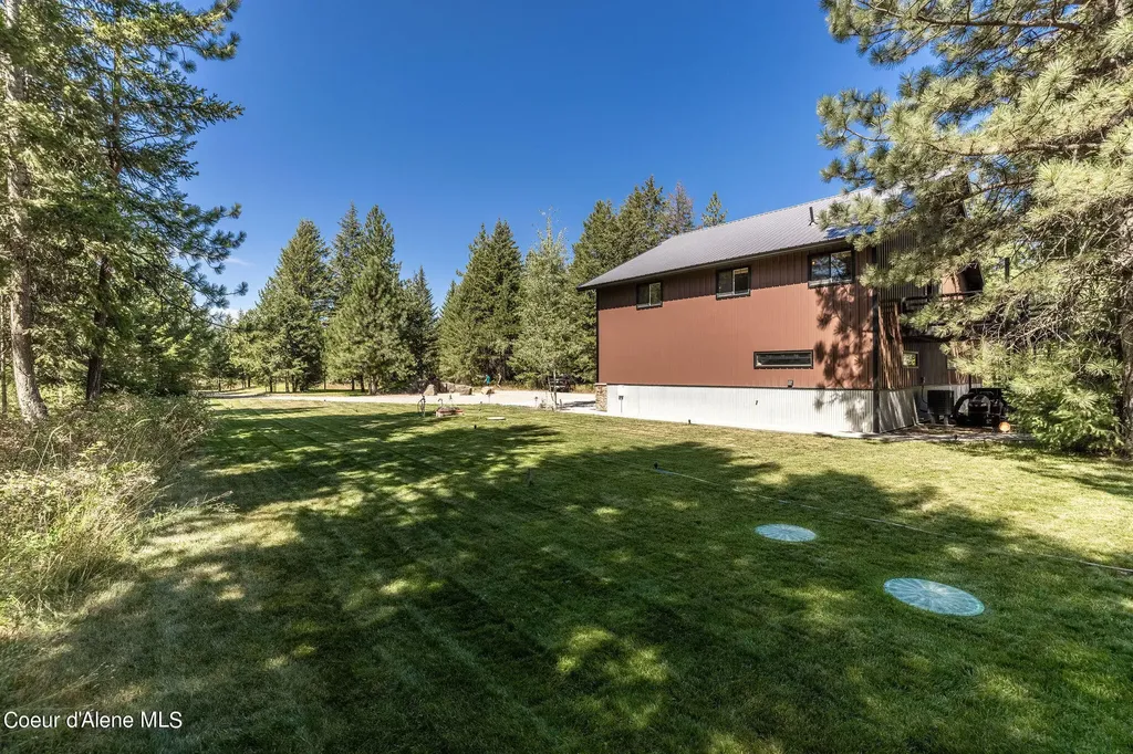 645 Cardinal Lane Spirit Lake ID 83869