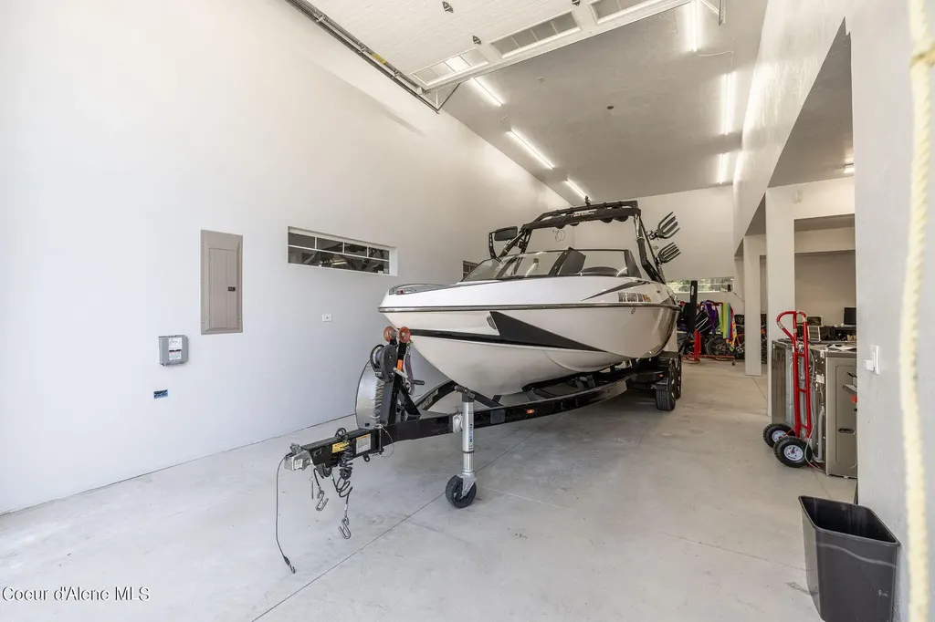 645 Cardinal Lane Spirit Lake ID 83869