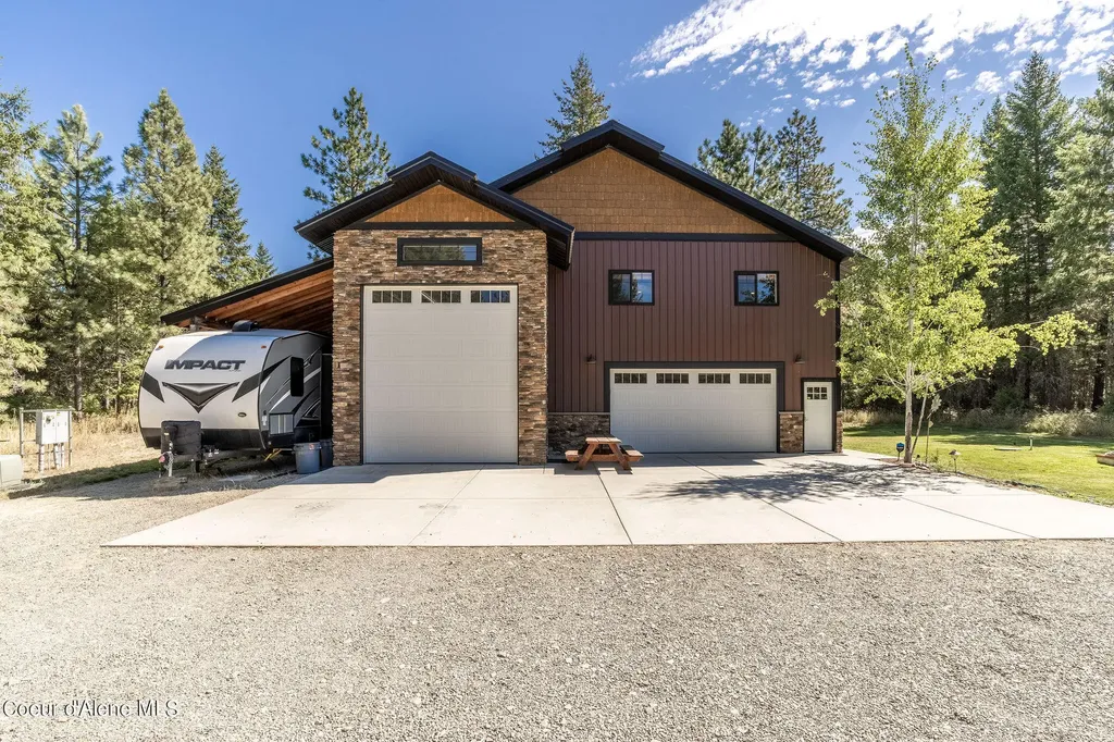 645 Cardinal Lane Spirit Lake ID 83869