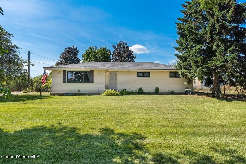 2207 N Mcguire Road Post Falls ID 83854