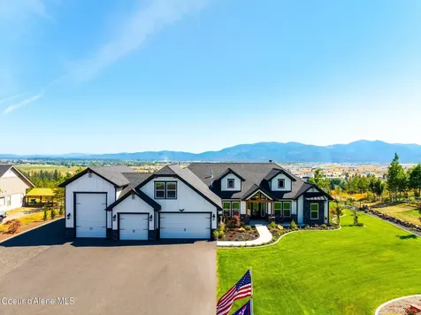 18561 W Palomar Drive Hauser ID 83854