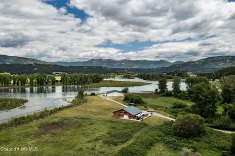 916 Waterfront Lane Bonners Ferry ID 83805