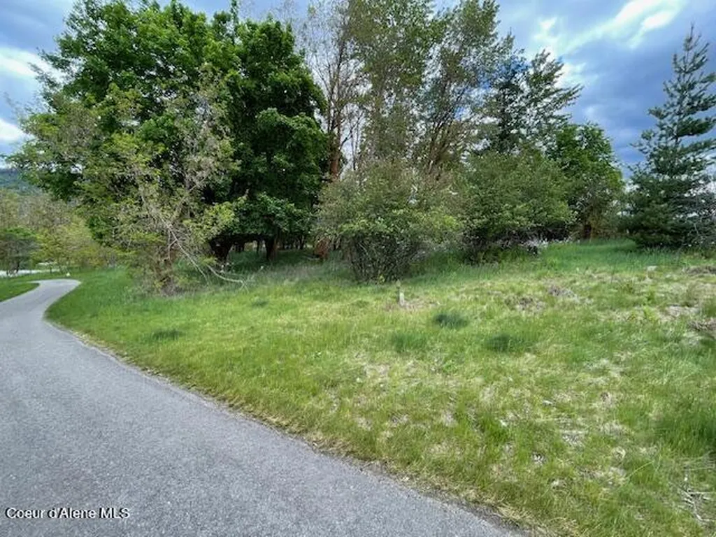 103 Commonwealth Court Kellogg ID 83837