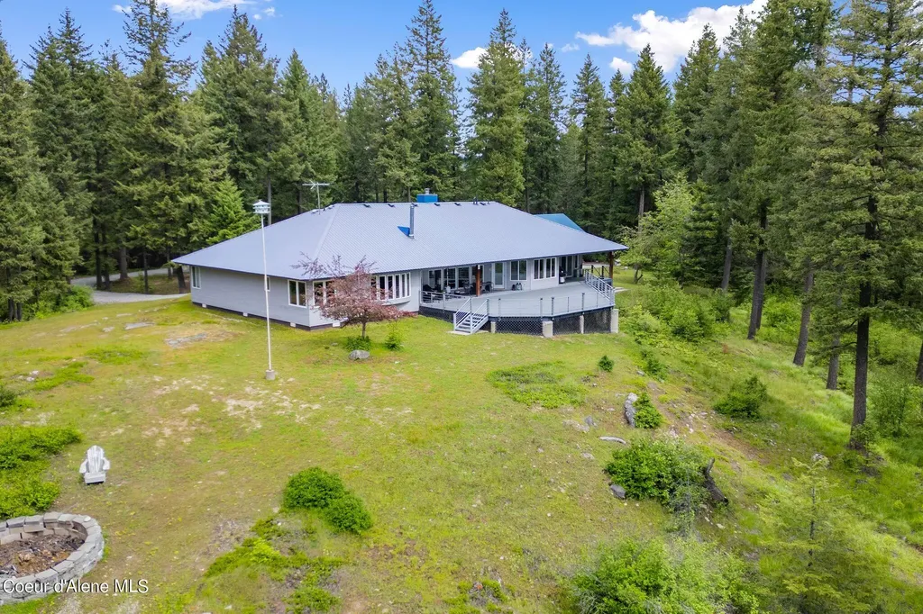 422 Roop Road Cocolalla ID 83813
