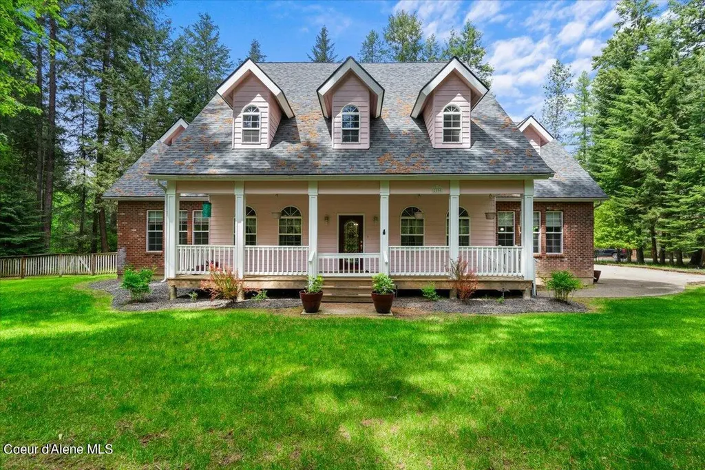 2858 E Somerset Court Hayden ID 83835