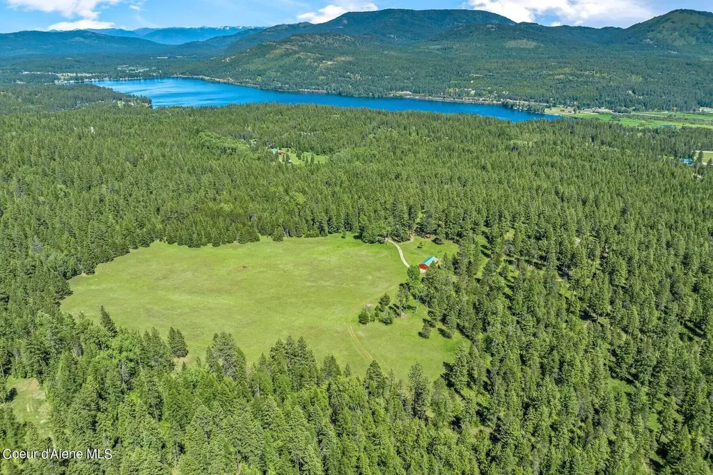 526 Roop Road Cocolalla ID 83813