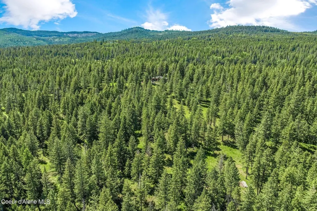 526 Roop Road Cocolalla ID 83813