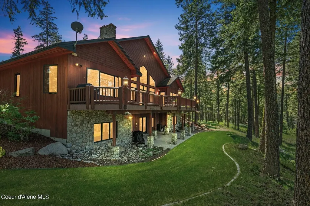 526 Roop Road Cocolalla ID 83813