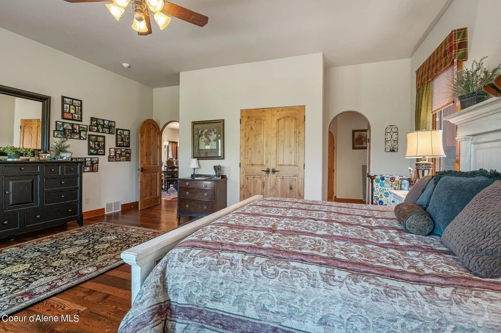 526 Roop Road Cocolalla ID 83813